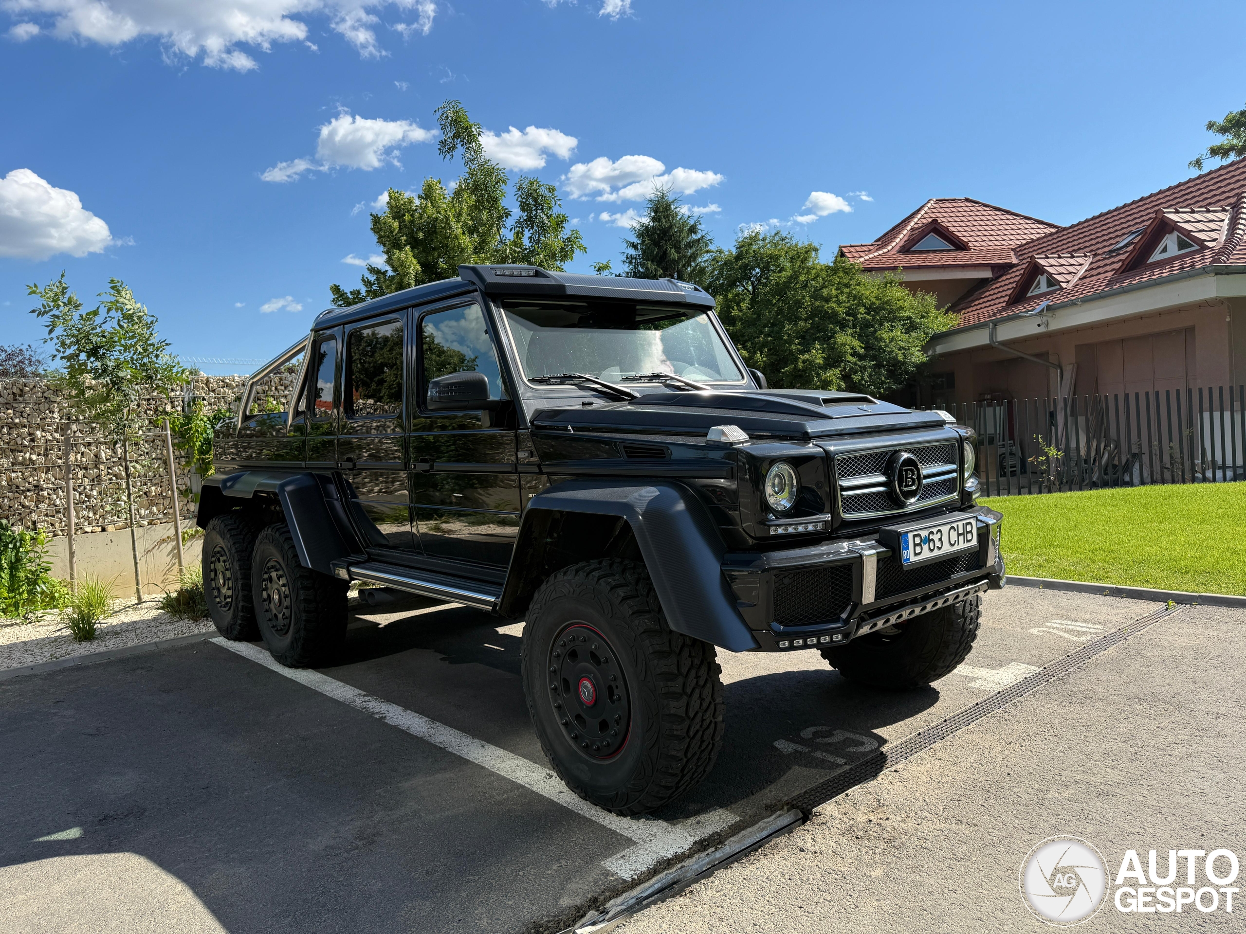 Mercedes-Benz Brabus B63S 700 6x6