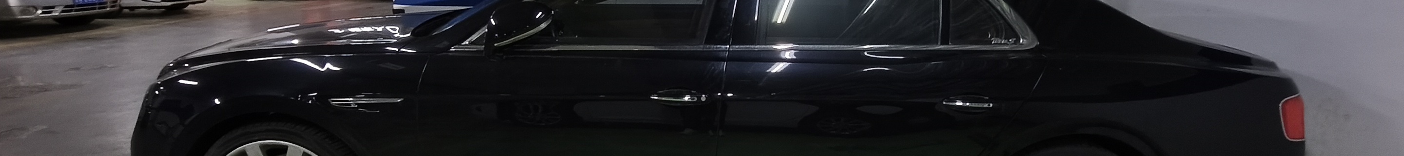 Bentley Flying Spur V8