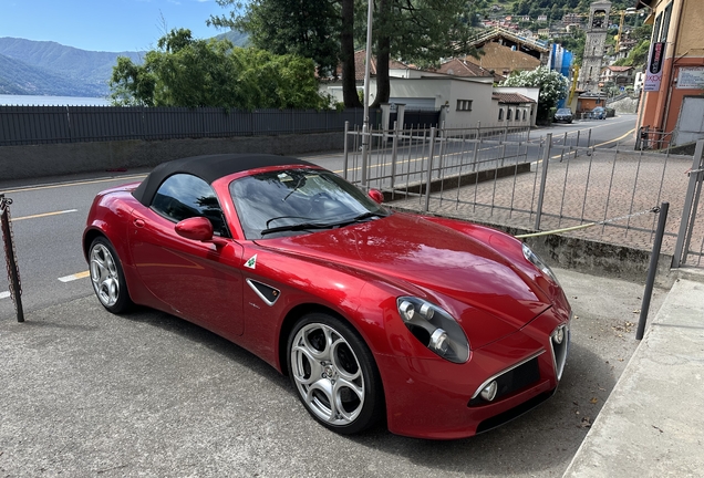 Alfa Romeo 8C Spider