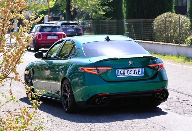 Alfa Romeo Giulia Quadrifoglio 2023