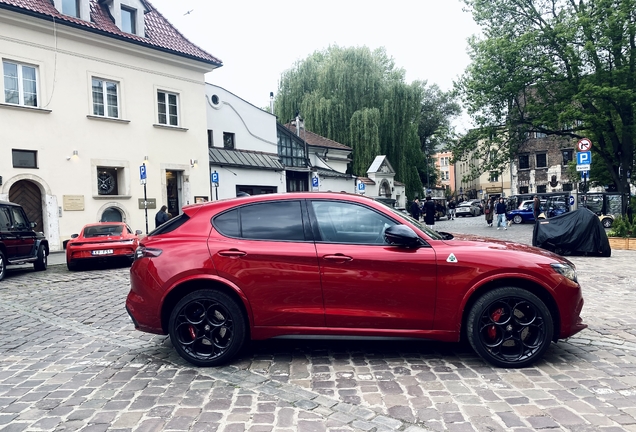 Alfa Romeo Stelvio Quadrifoglio 2023
