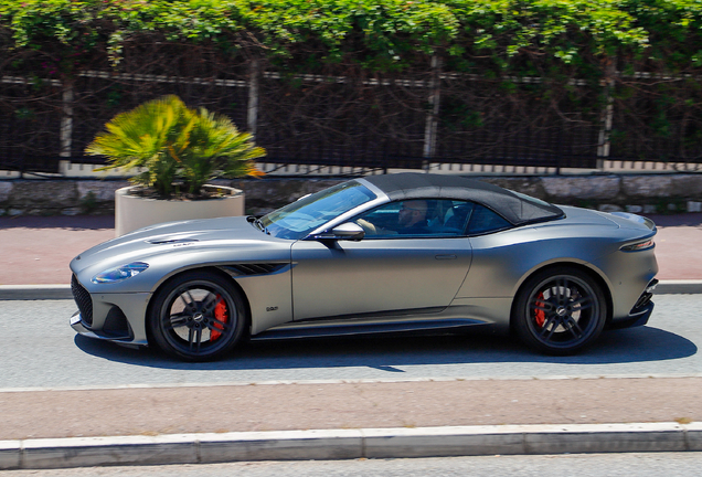 Aston Martin DBS Superleggera Volante