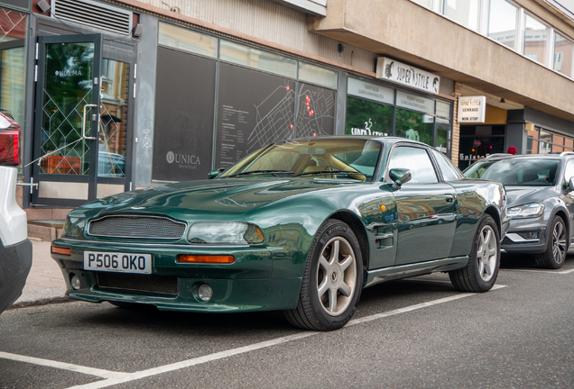 Aston Martin V8 Coupe