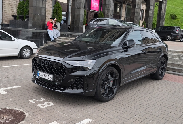 Audi RS Q8 2024