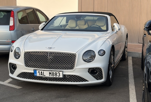 Bentley Continental GTC Speed 2021