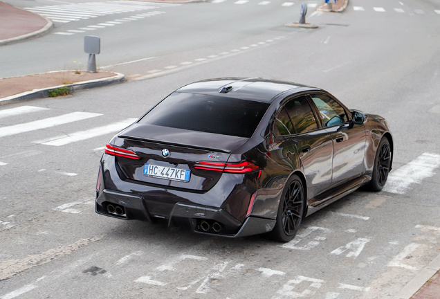 BMW M5 G90