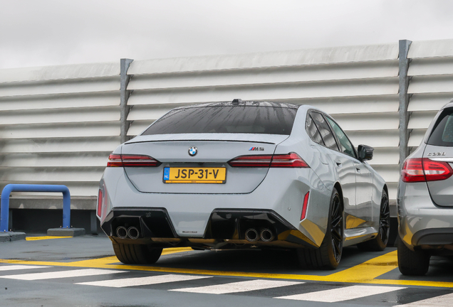BMW M5 G90