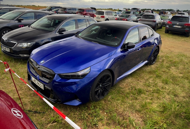 BMW M5 G90