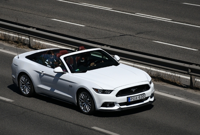 Ford Mustang GT Convertible 2015