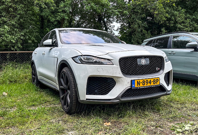 Jaguar F-PACE SVR