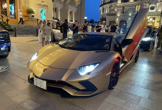 Lamborghini Aventador S LP740-4