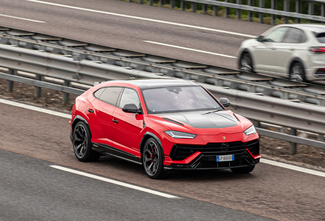 Lamborghini Urus Performante