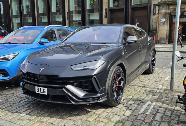 Lamborghini Urus Performante
