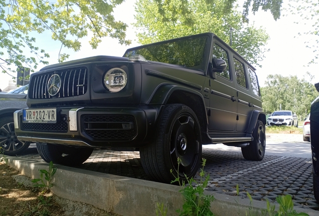 Mercedes-AMG 63 W463 2018