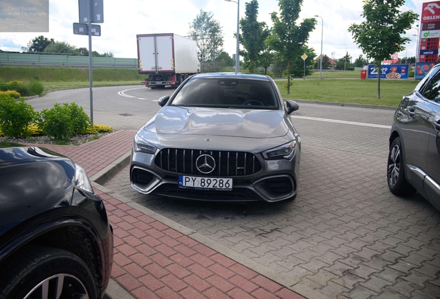 Mercedes-AMG CLA 45 Shooting Brake X118