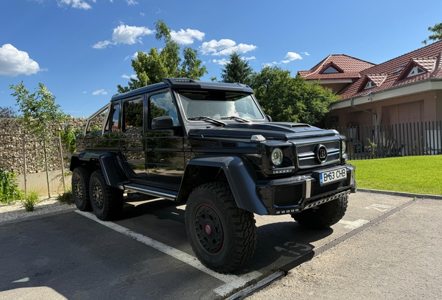 Mercedes-Benz Brabus B63S 700 6x6
