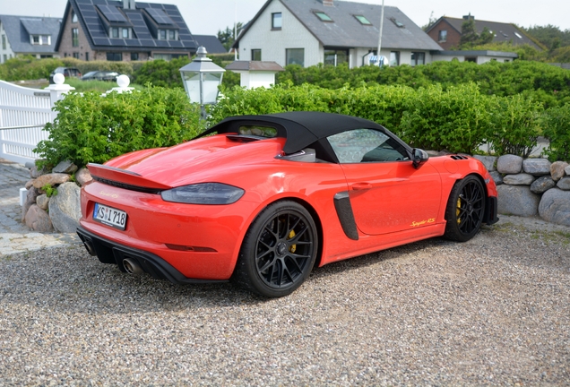 Porsche 718 Spyder RS Weissach Package