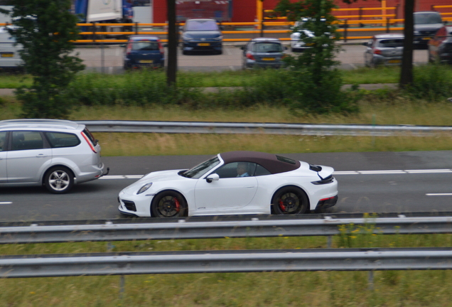 Porsche 992 Carrera 4 GTS Cabriolet MkI
