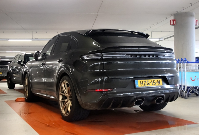 Porsche Cayenne Coupé Turbo E-Hybrid