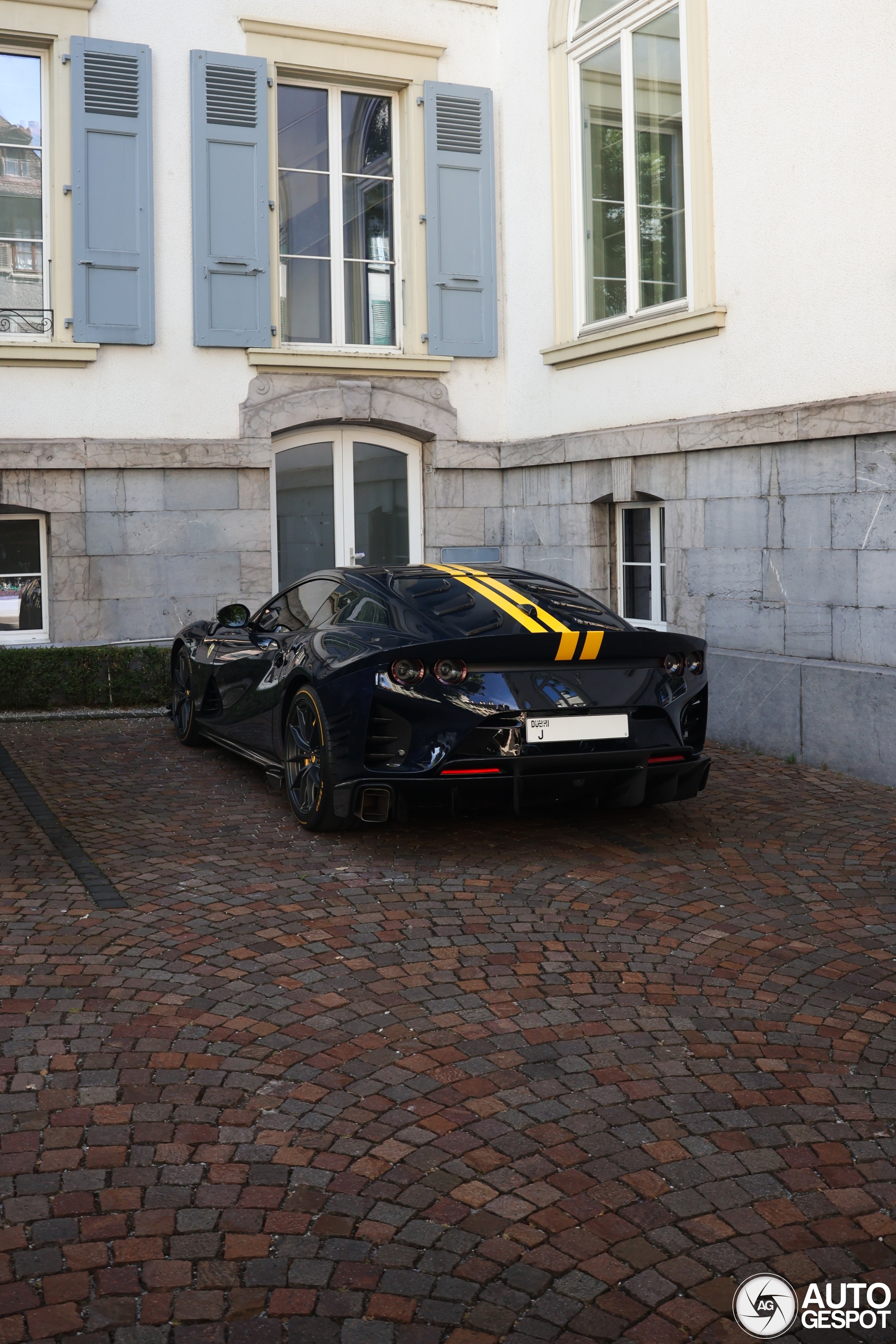 Ferrari 812 Competizione