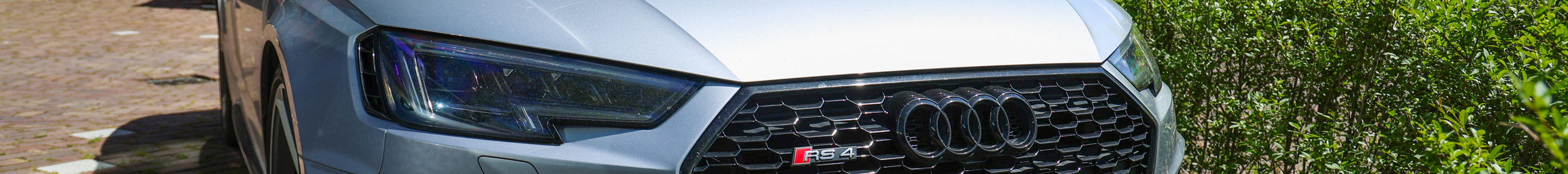 Audi RS4 Avant B9