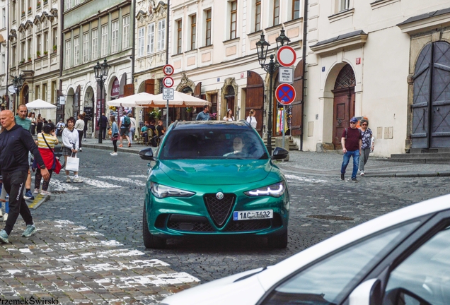 Alfa Romeo Stelvio Quadrifoglio 2023
