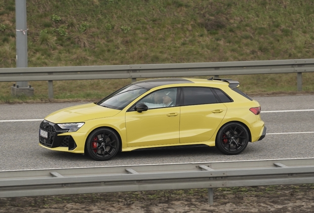 Audi RS3 Sportback 8Y 2025