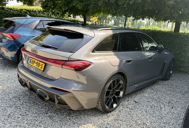 Audi RS5 Avant B10