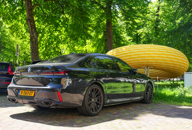 BMW M760e xDrive