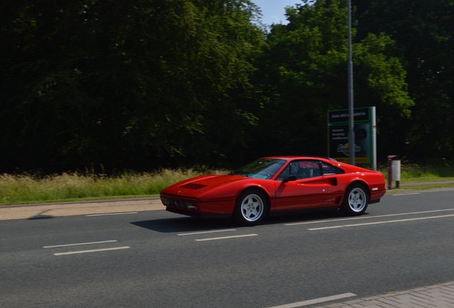 Ferrari 208 GTB Turbo