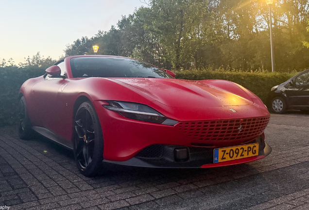 Ferrari Roma Spider