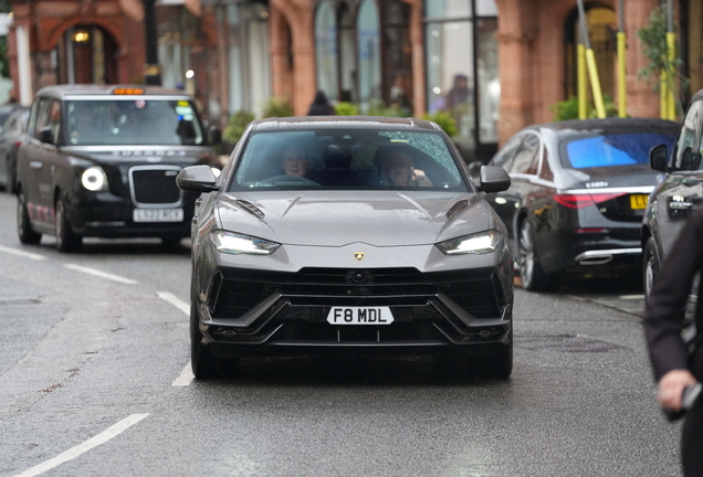 Lamborghini Urus Performante