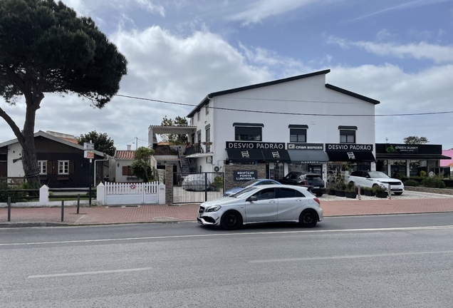 Mercedes-AMG A 45 W176 2015