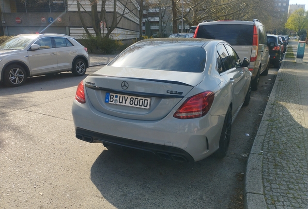 Mercedes-AMG C 63 S W205