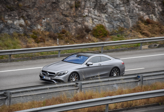 Mercedes-AMG S 63 Coupé C217