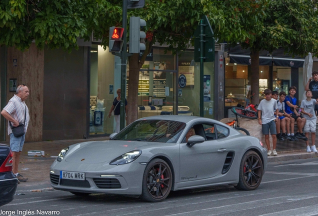 Porsche 718 Cayman S