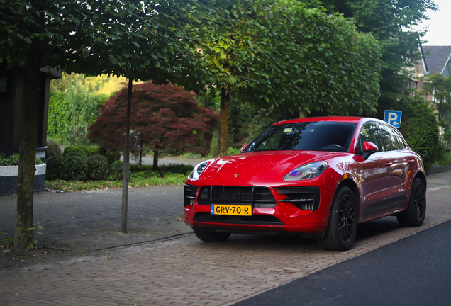 Porsche 95B Macan GTS MkII