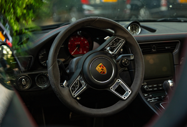 Porsche 991 Carrera GTS Cabriolet MkII