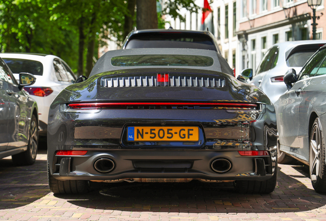 Porsche 992 Carrera 4S Cabriolet MkI