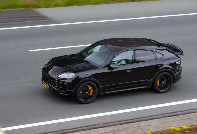 Porsche Cayenne Coupé Turbo E-Hybrid