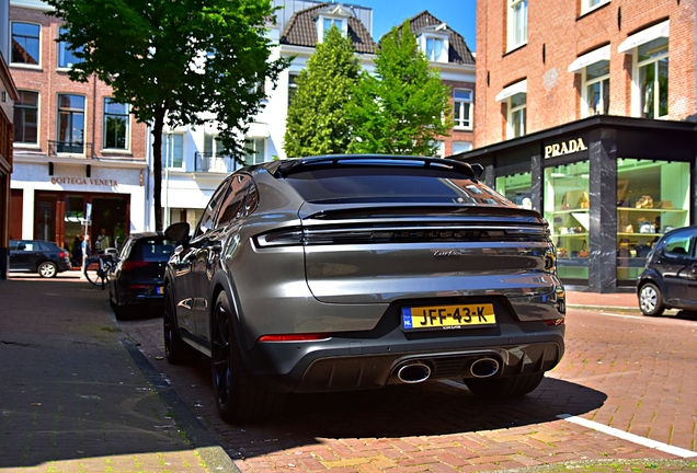 Porsche Cayenne Coupé Turbo E-Hybrid