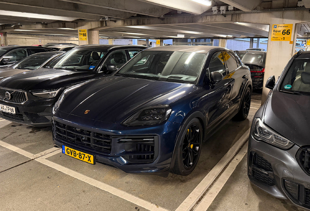 Porsche Cayenne Coupé Turbo E-Hybrid