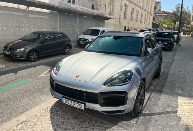 Porsche Cayenne Turbo S E-Hybrid