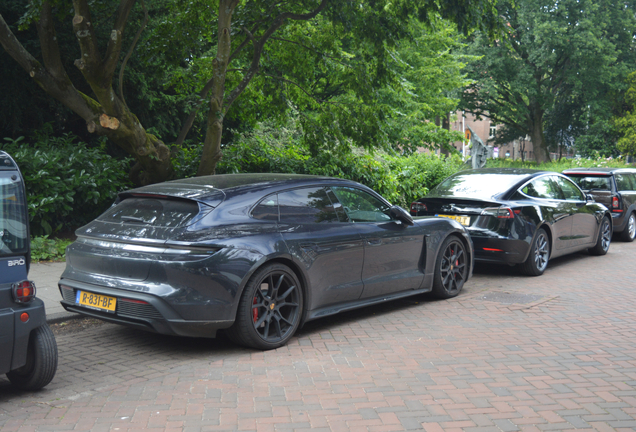 Porsche Taycan GTS Sport Turismo MkI