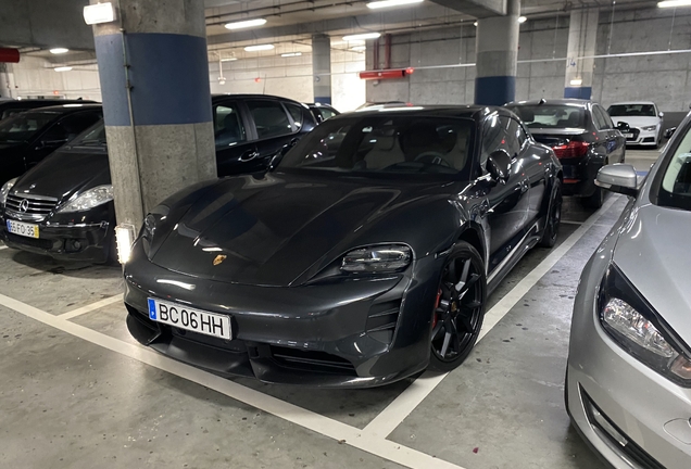 Porsche Taycan GTS Sport Turismo MkI