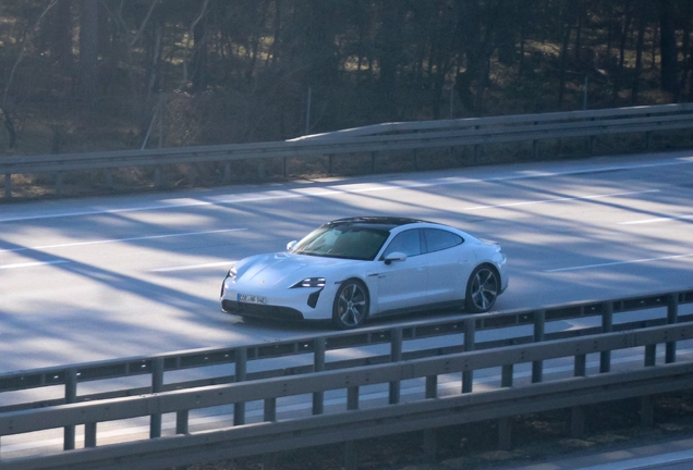 Porsche Taycan Turbo S MkI