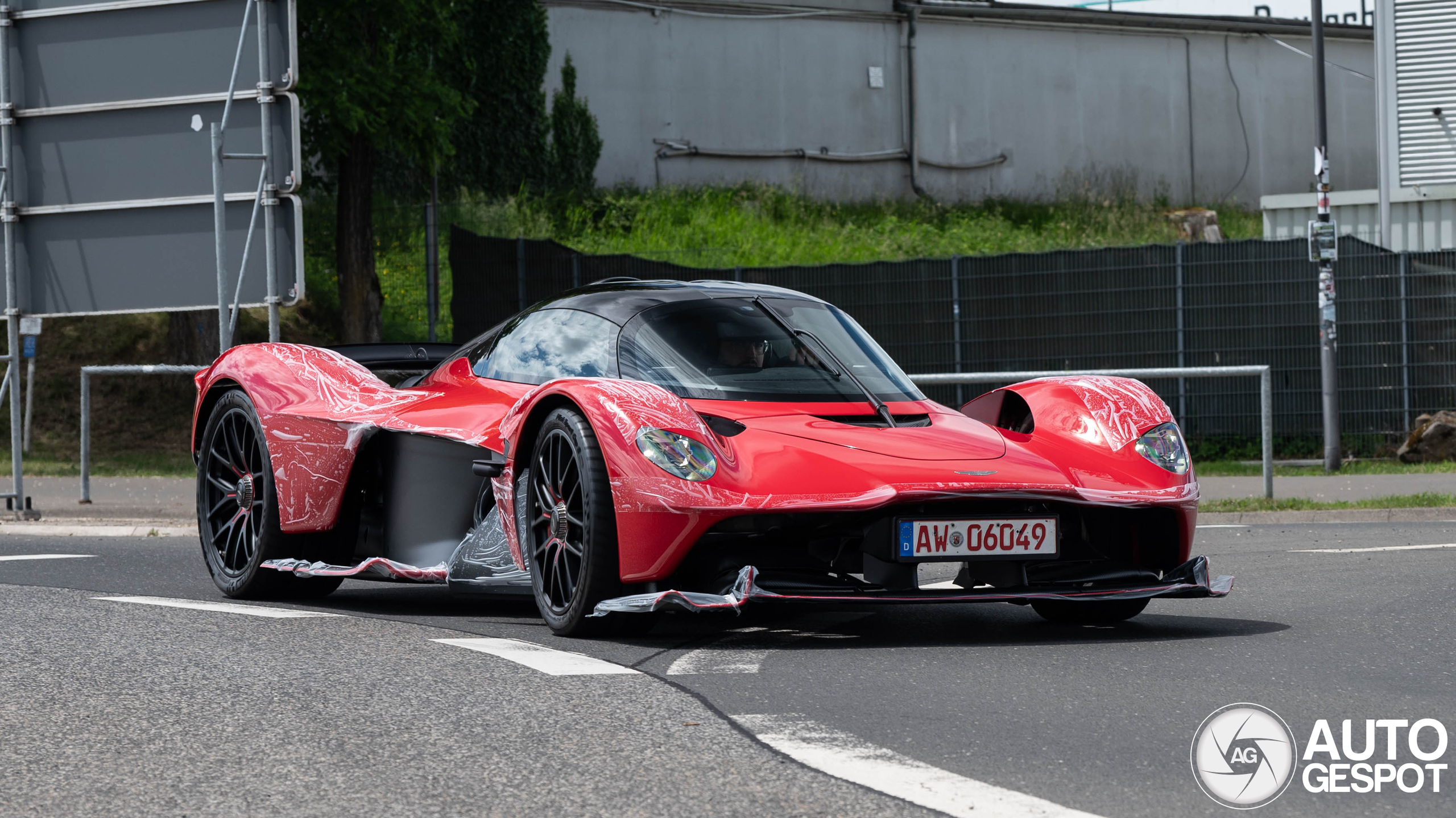 Aston Martin Valkyrie Spider
