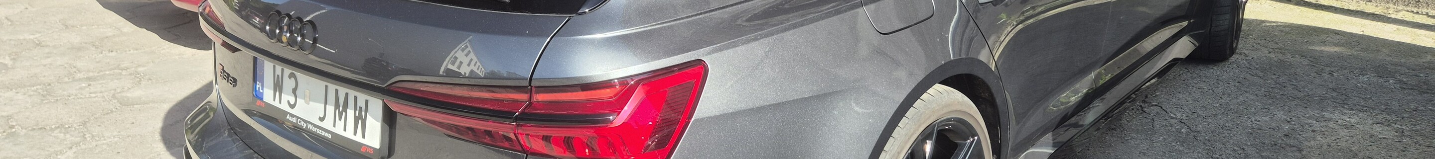 Audi RS6 Avant C8