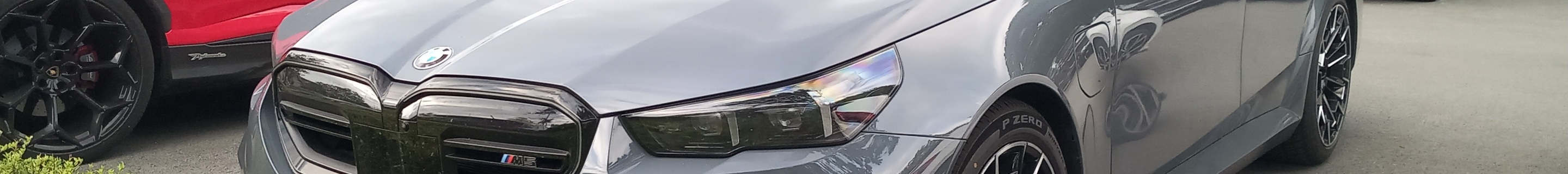 BMW M5 G90