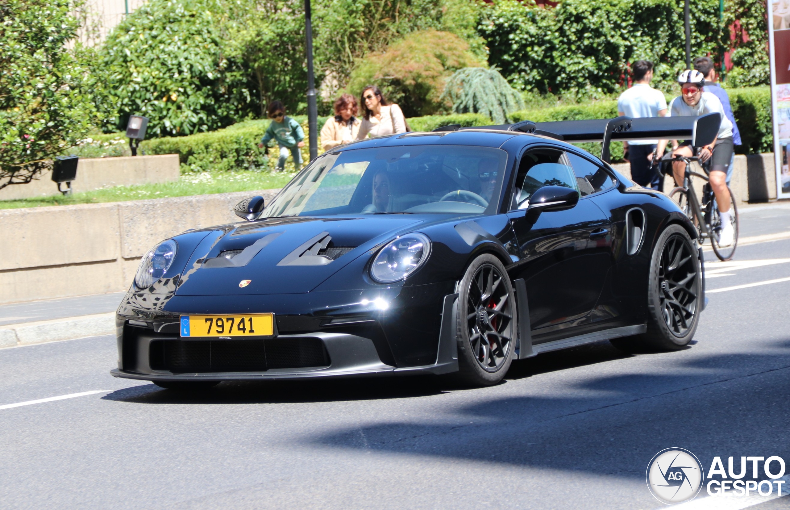 Porsche 992 GT3 RS MkI Weissach Package